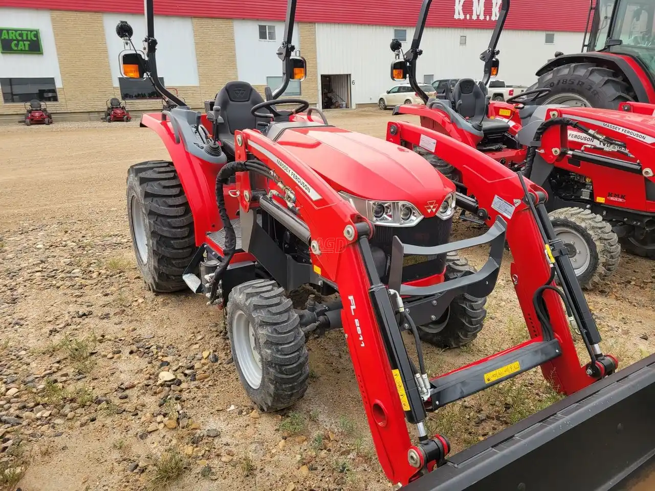 Gallery image 2 for New 2023 Massey Ferguson 1835M Tractor