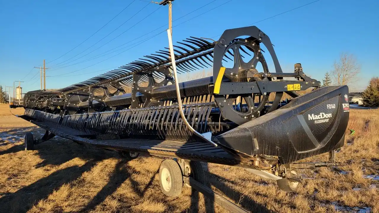 Gallery image 2 for Used 2019 MacDon FD140 Header - Draper