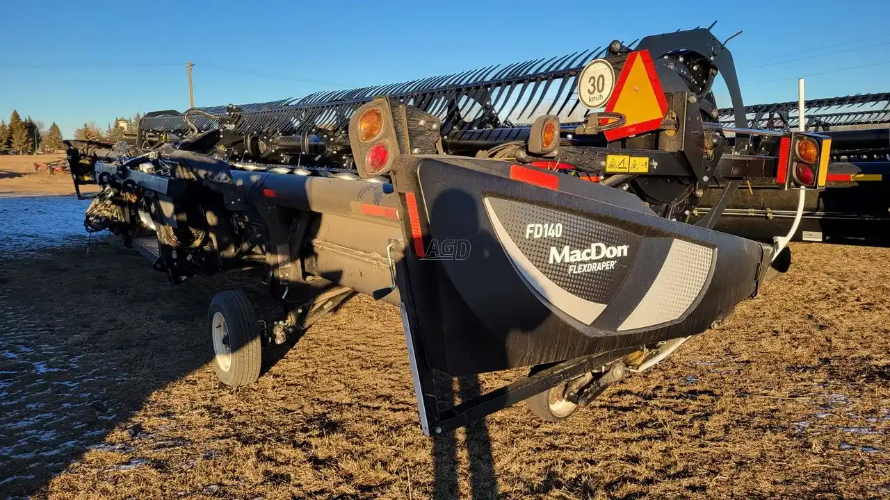 Gallery image 2 for Used 2021 MacDon FD140 Header - Draper