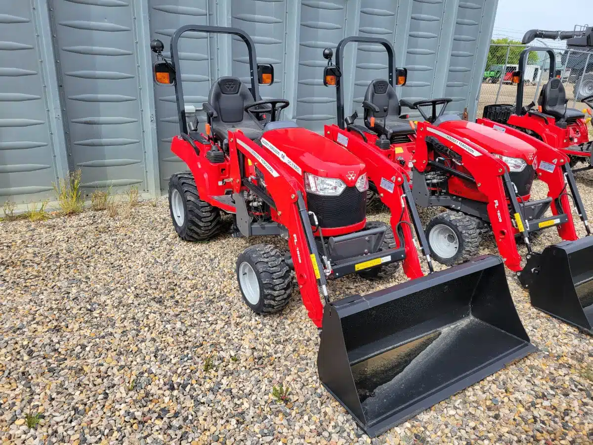 Gallery image 2 for New 2023 Massey Ferguson GC1725M Tractor