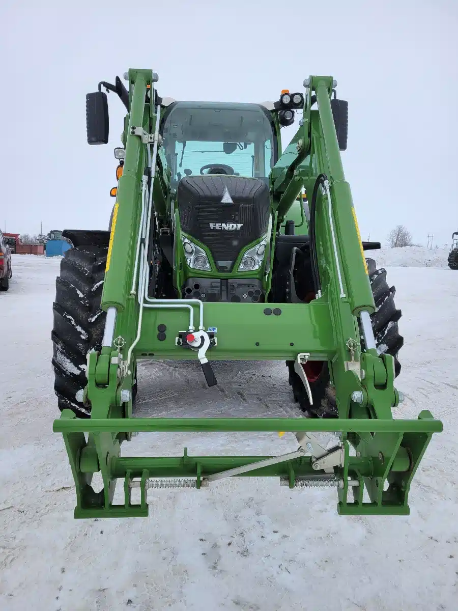 Gallery image 2 for New 2024 Fendt 714 VARIO Tractor