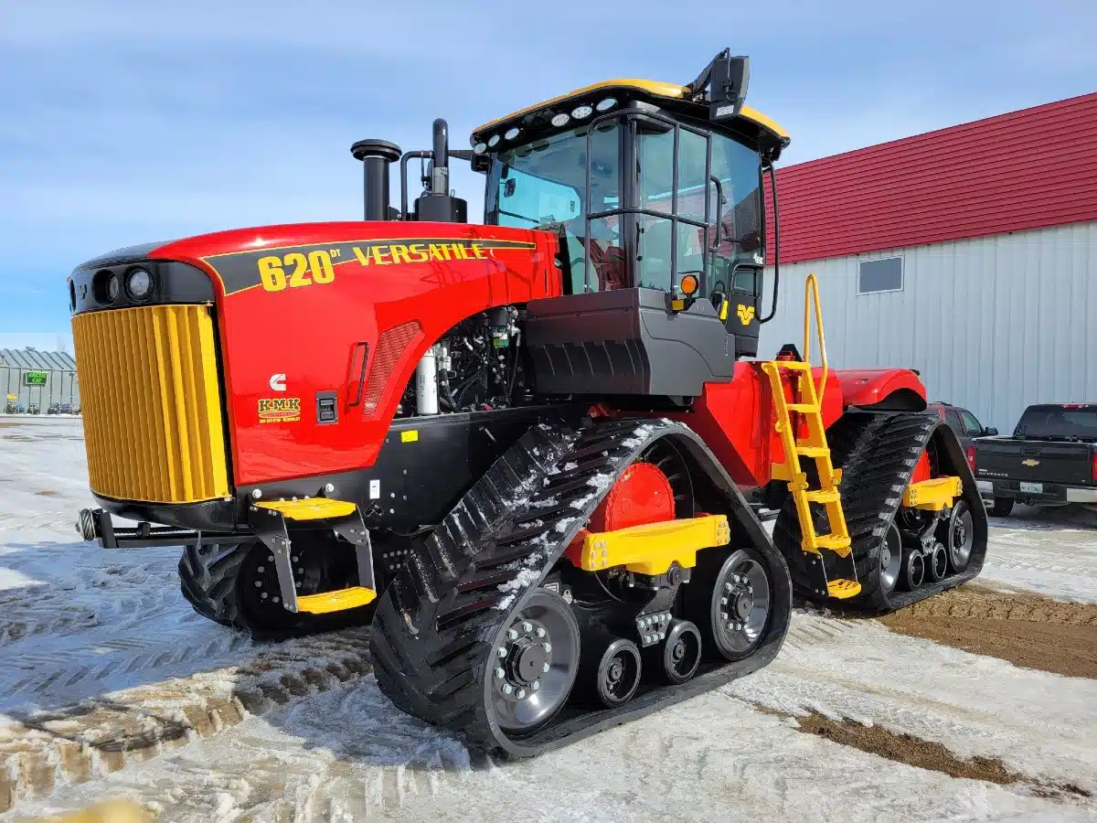 Gallery image 1 for New 2025 Versatile 620DT Tractor
