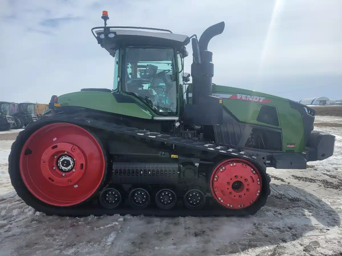 Gallery image 2 for New 2025 Fendt 1167 VARIO MT Tractor