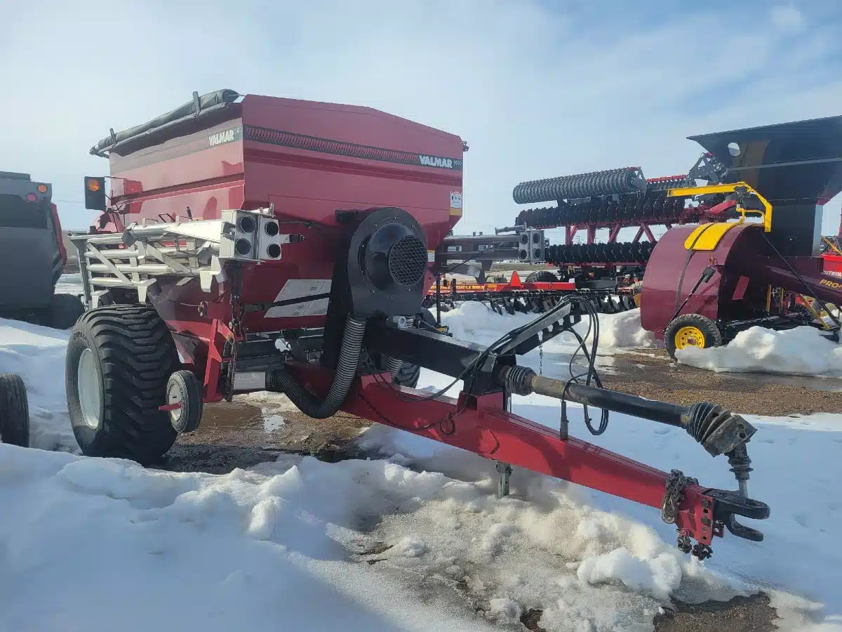 Gallery image 1 for Used 2011 Valmar 5500 Applicator
