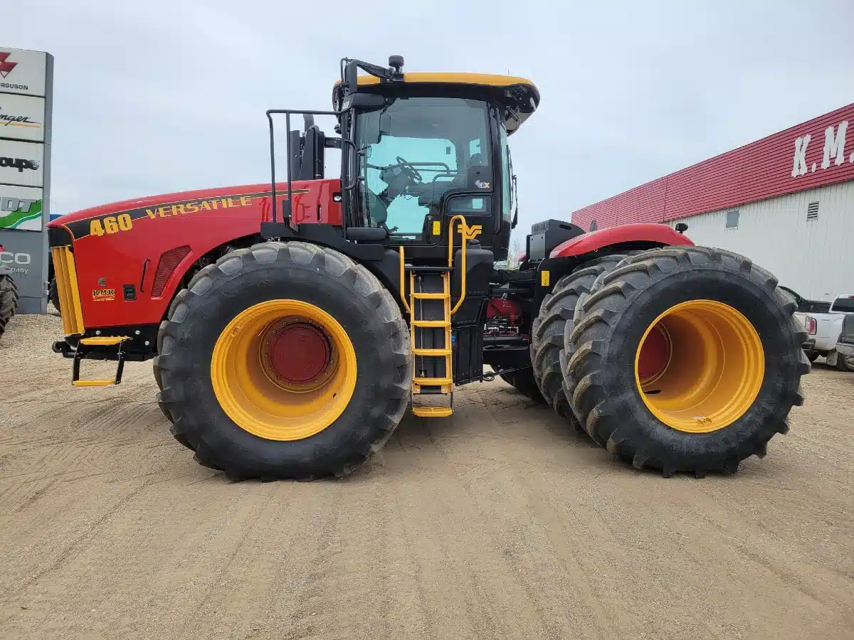Gallery image 2 for Used 2025 Versatile 460 Tractor