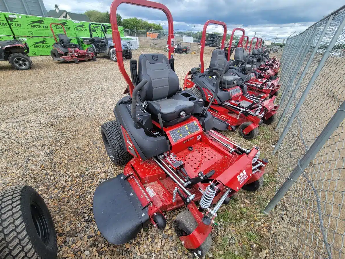 Gallery image 2 for 2025 Ferris ISX 2200 Mower - Zero Turn