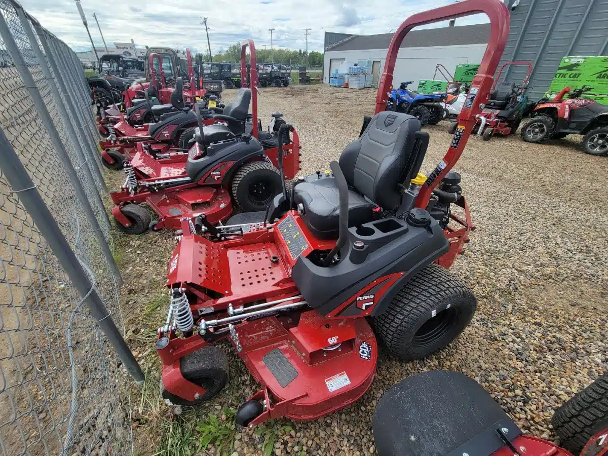 Gallery image 1 for 2025 Ferris ISX 2200 Mower - Zero Turn