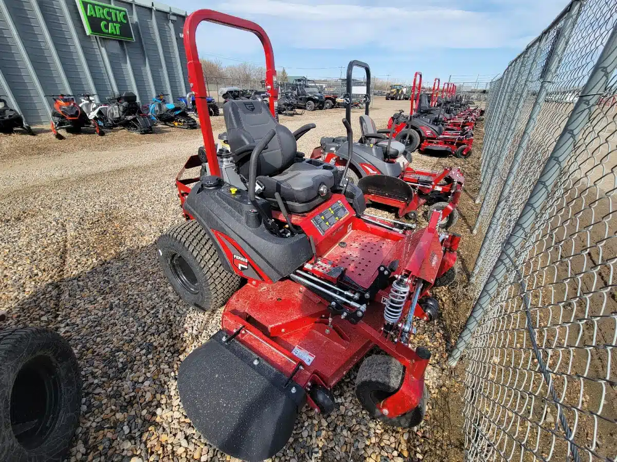 Gallery image 2 for 2025 Ferris ISX 3300 Mower - Zero Turn