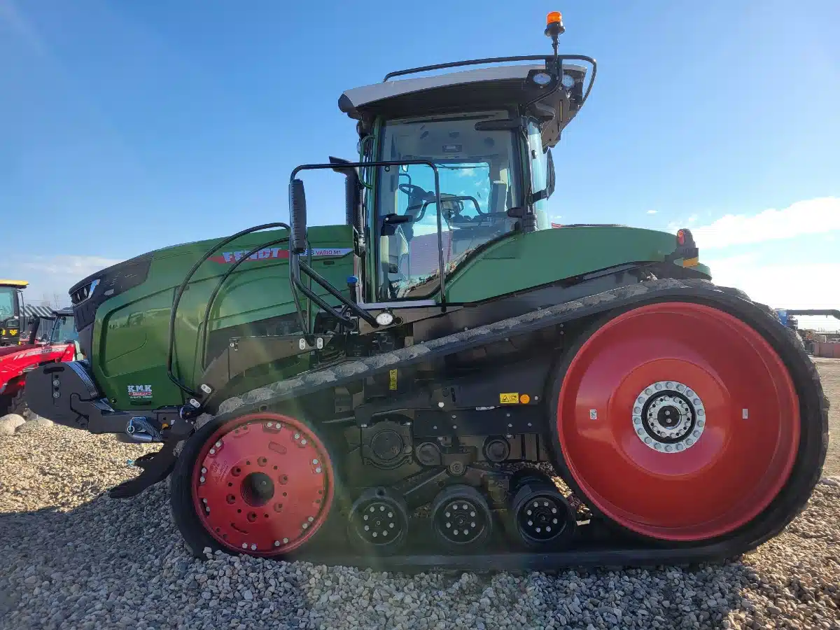 Photo de la Galerie 2 pour 2025 Fendt 938 Vario MT Tracteur