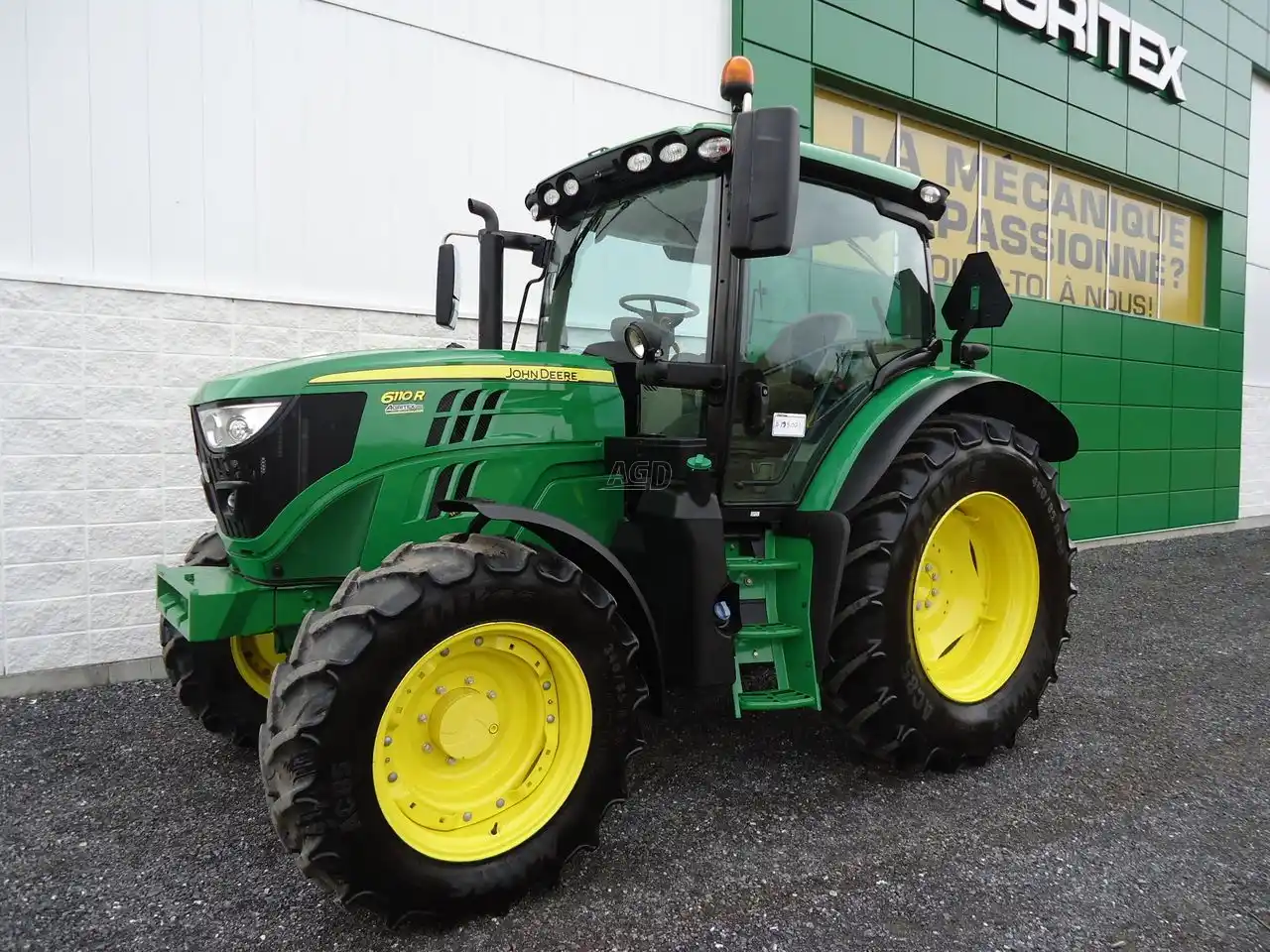 Gallery image 2 for Used 2020 John Deere 6110R Tractor
