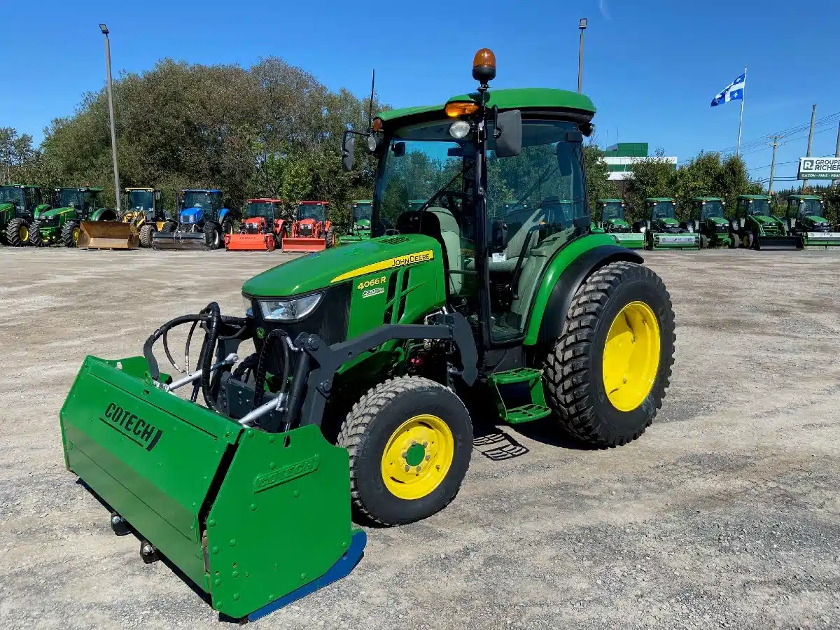 Gallery image 2 for Used 2018 John Deere 4066R Tractor