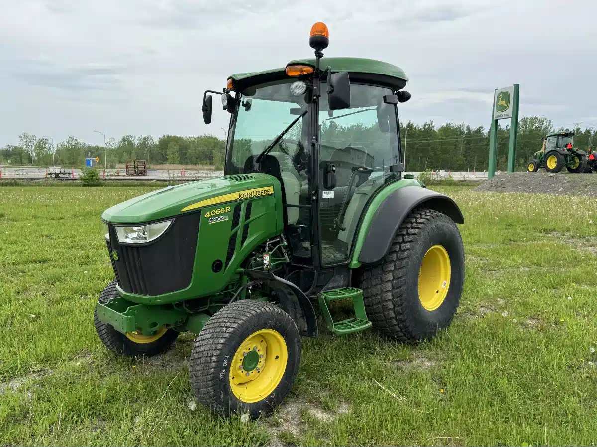 Gallery image 2 for Used 2019 John Deere 4066R Tractor