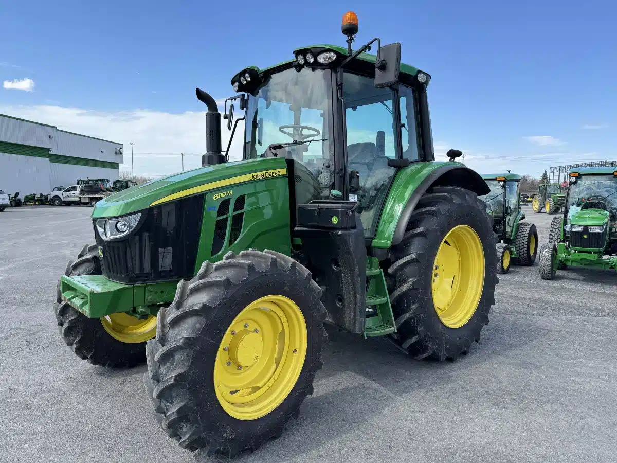 Gallery image 2 for Used 2021 John Deere 6110M Tractor