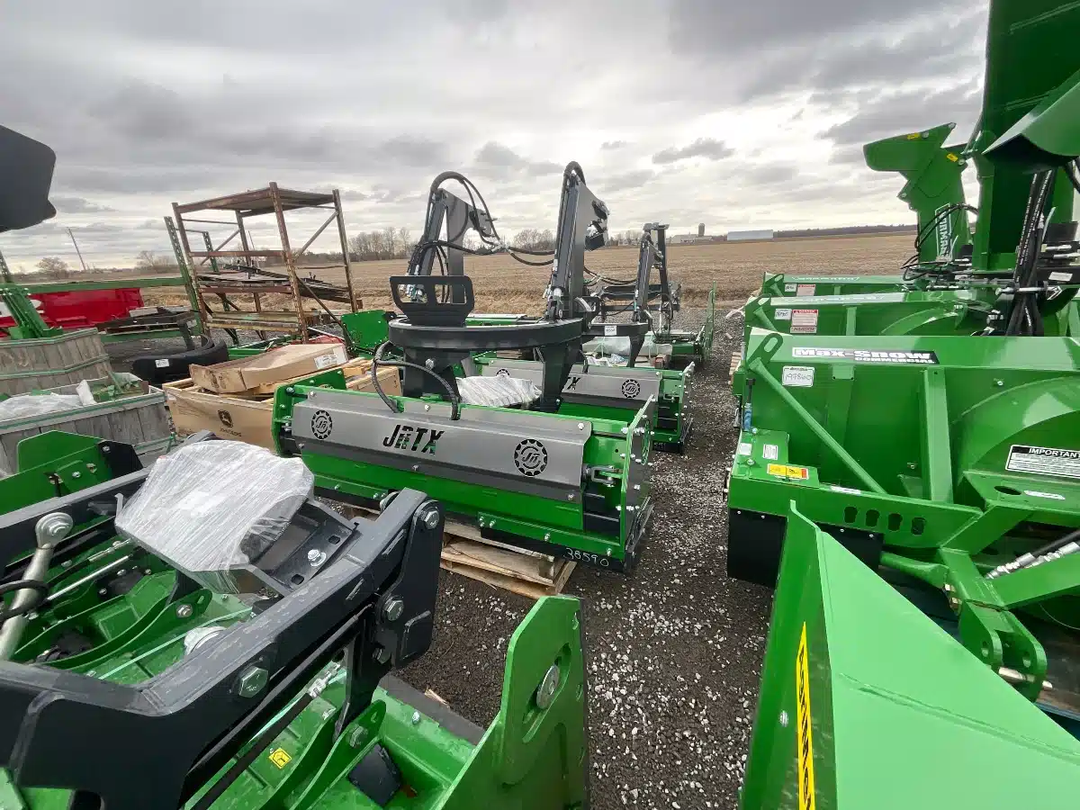 Gallery image 2 for Used 2022 Roberge 6-9.5 Blade