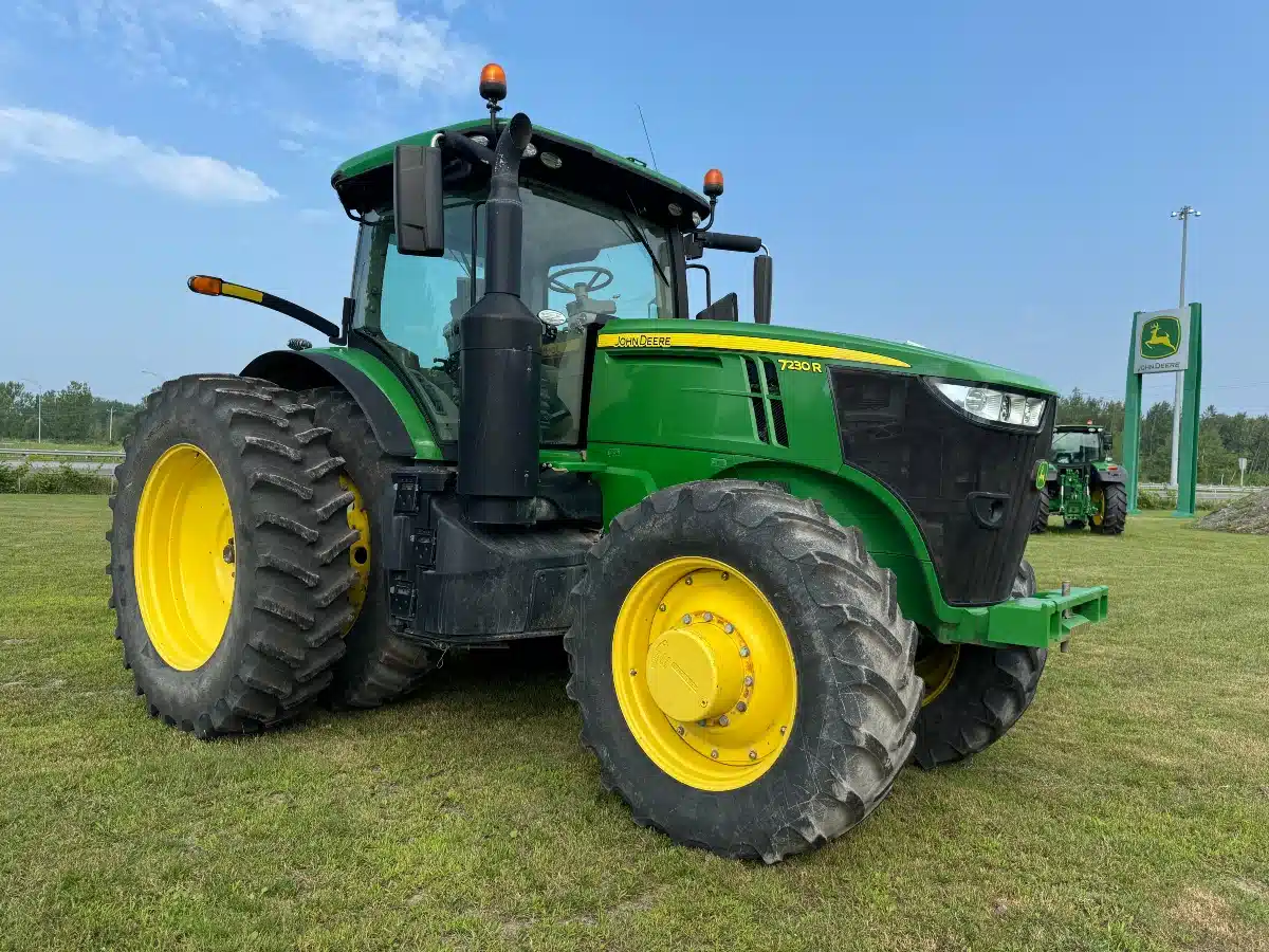 Gallery image 1 for Used 2018 John Deere 7230R Tractor