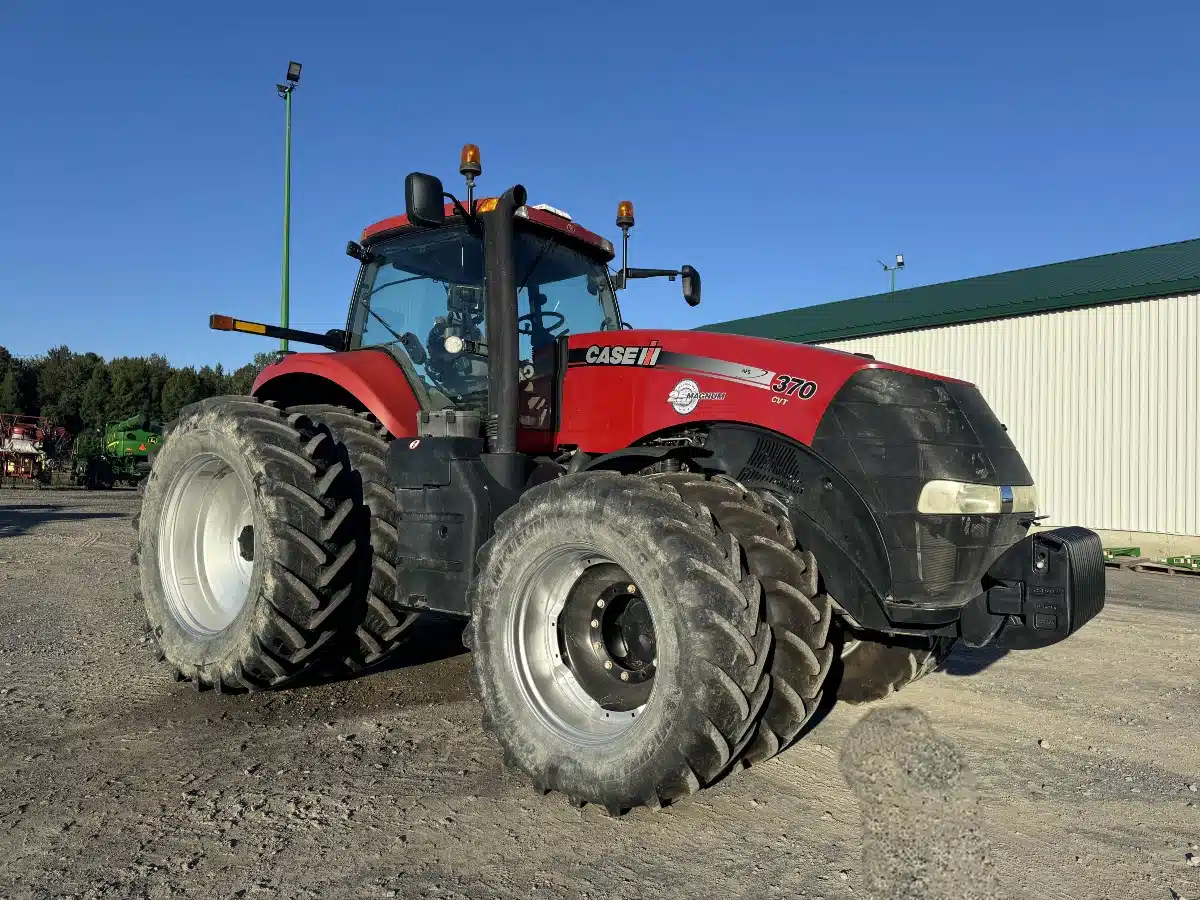 Gallery image 1 for Used 2014 Case IH MAGNUM 370 Tractor