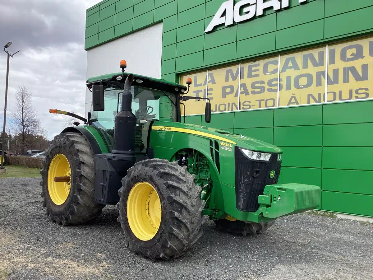 Photo de la Galerie 1 pour 2018 John Deere 8320R Tracteur