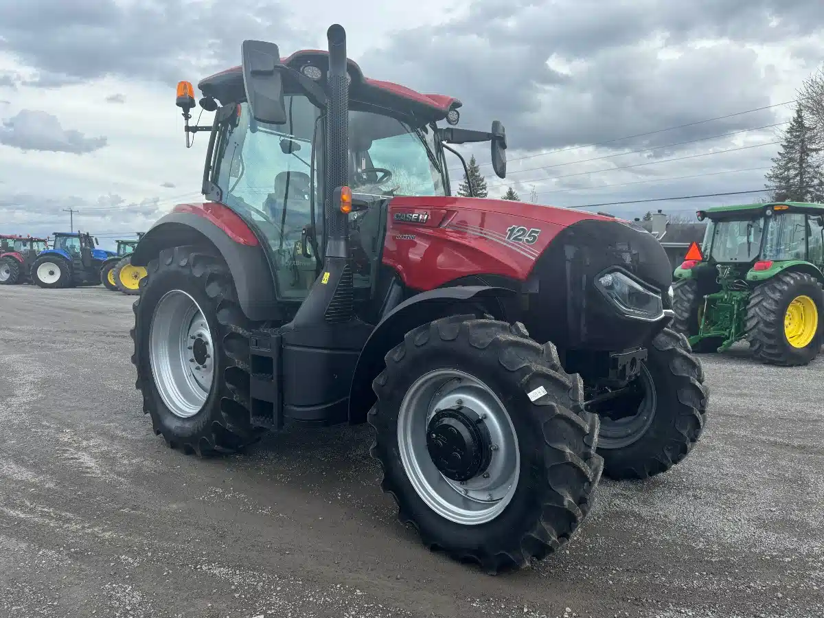 Gallery image 1 for Used 2021 Case IH MAXXUM 125 Tractor