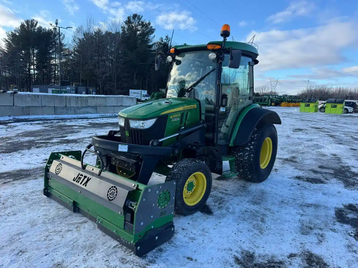 Gallery image 2 for Used 2019 John Deere 4066R Tractor