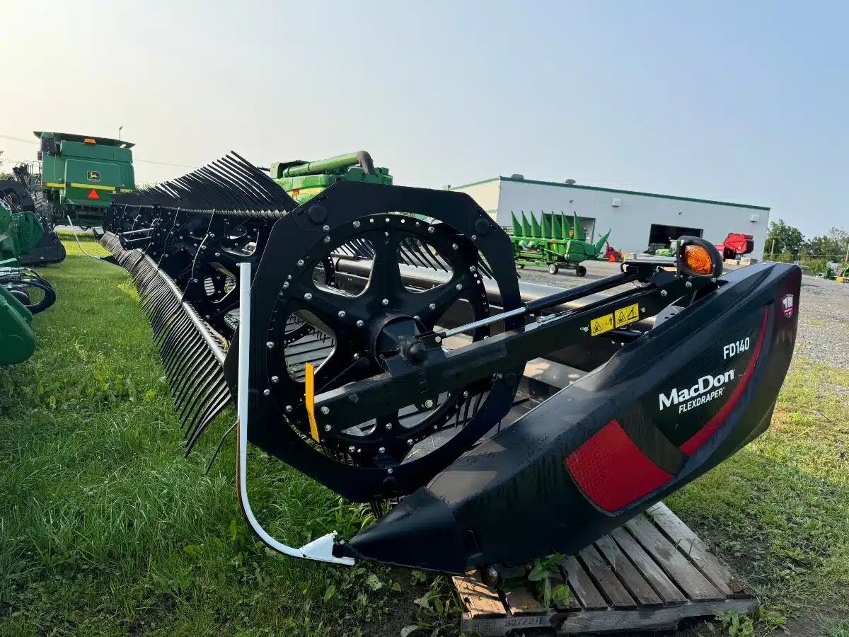 Gallery image 2 for Used 2019 MacDon FD140 Header - Flex Draper
