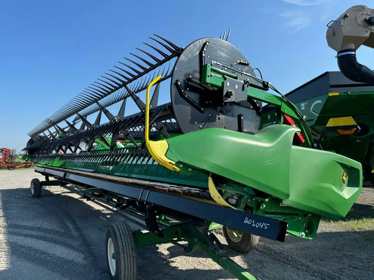 Gallery image 2 for Used 2023 John Deere RD45F Header - Flex