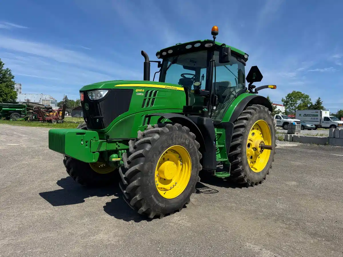 Gallery image 2 for Used 2022 John Deere 6195R Tractor