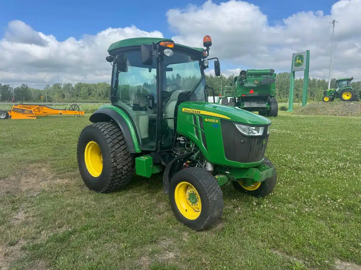 Gallery image 1 for Used 2021 John Deere 4066R Tractor