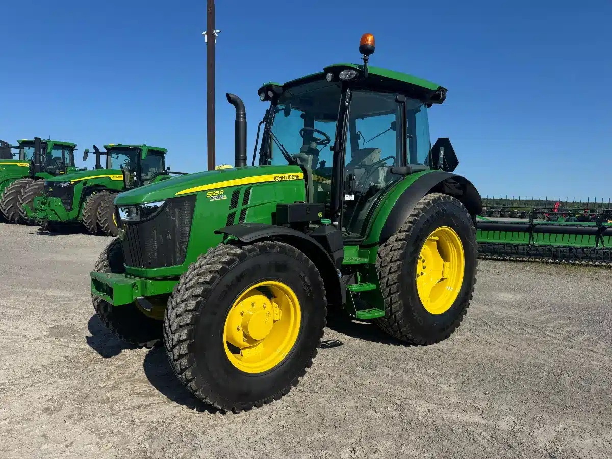 Gallery image 2 for Used 2017 John Deere 5125R Tractor