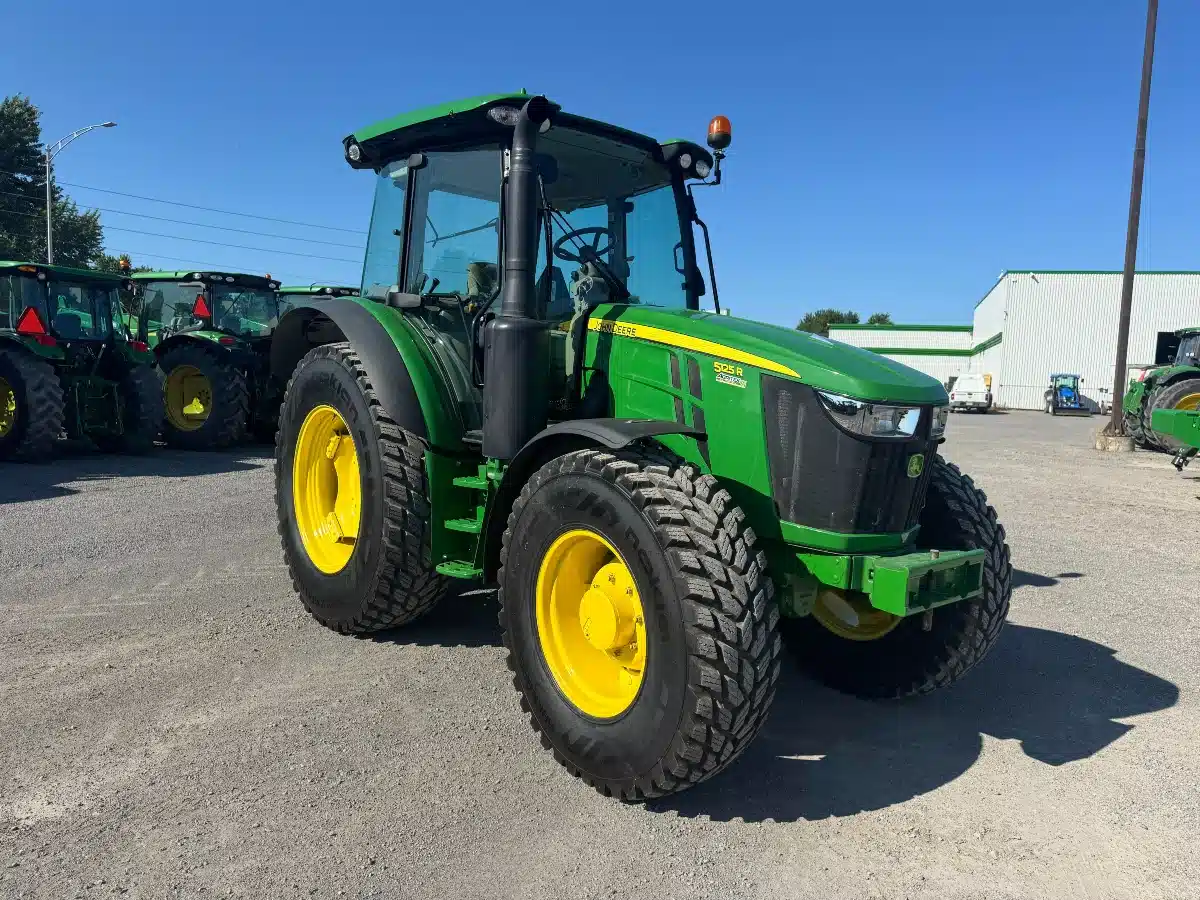 Gallery image 1 for Used 2017 John Deere 5125R Tractor