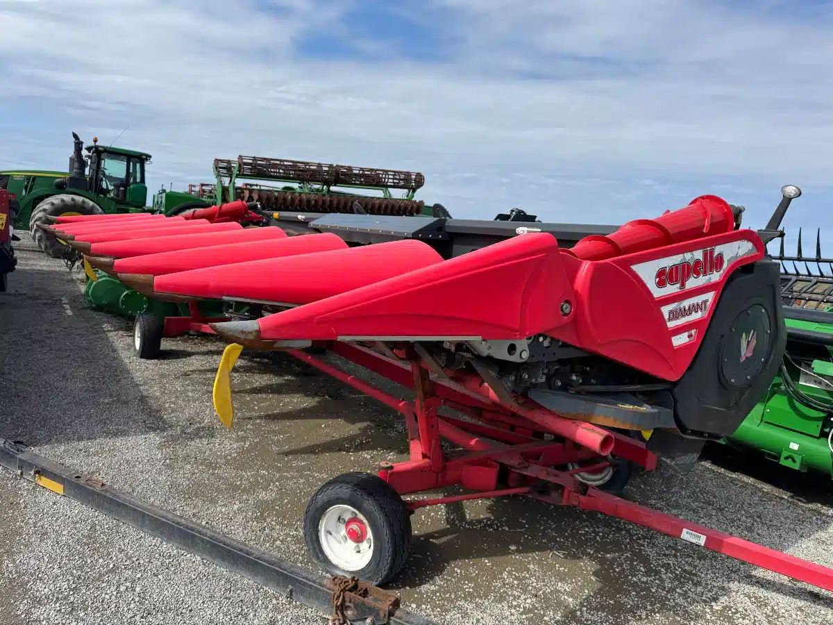 Gallery image 1 for Used 2017 Capello DIAMANT D8 Header - Row Crop