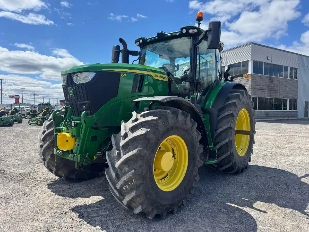Gallery image 2 for 2023 John Deere 6R 215 Tractor