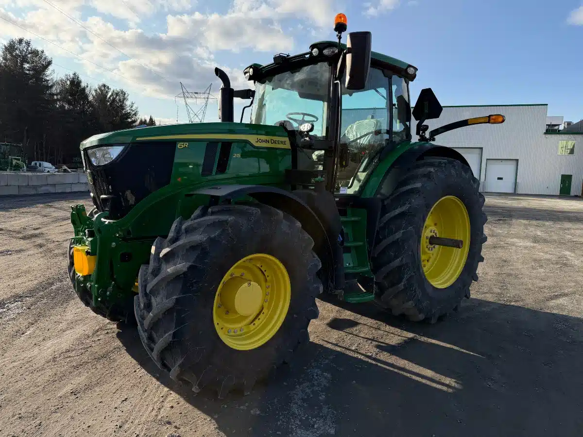 Gallery image 2 for Used 2023 John Deere 6R 215 Tractor
