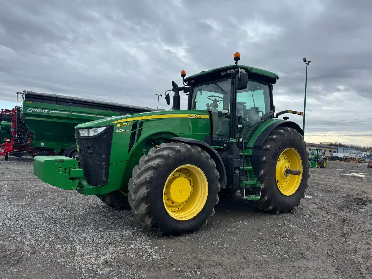 Gallery image 2 for Used 2017 John Deere 8370R Tractor