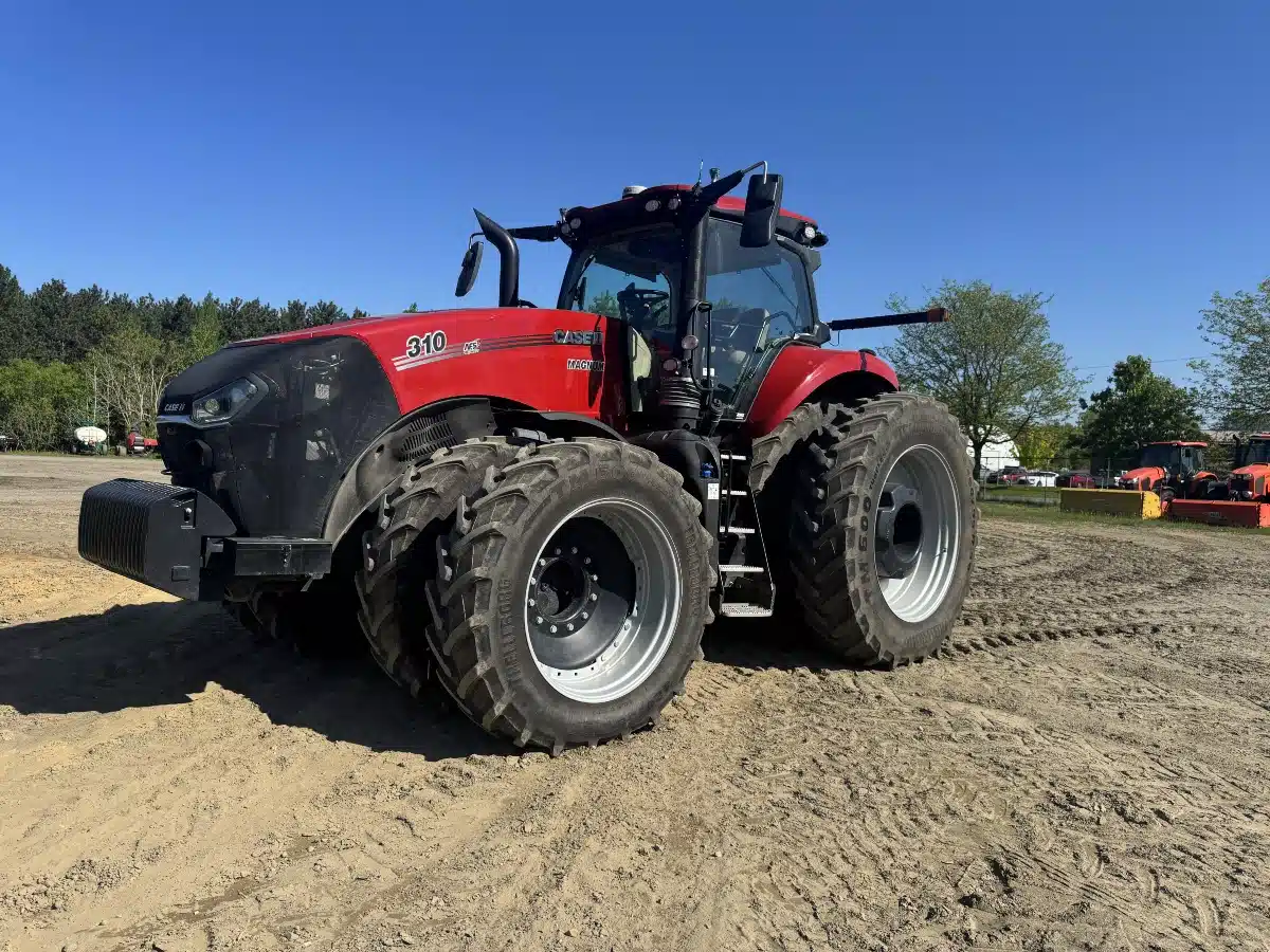 Gallery image 2 for Used 2023 Case IH MAGNUM 310 Tractor