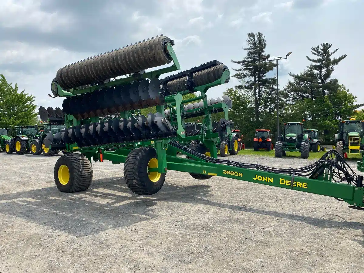 Gallery image 1 for Used 2022 John Deere 2680H Vertical Tillage