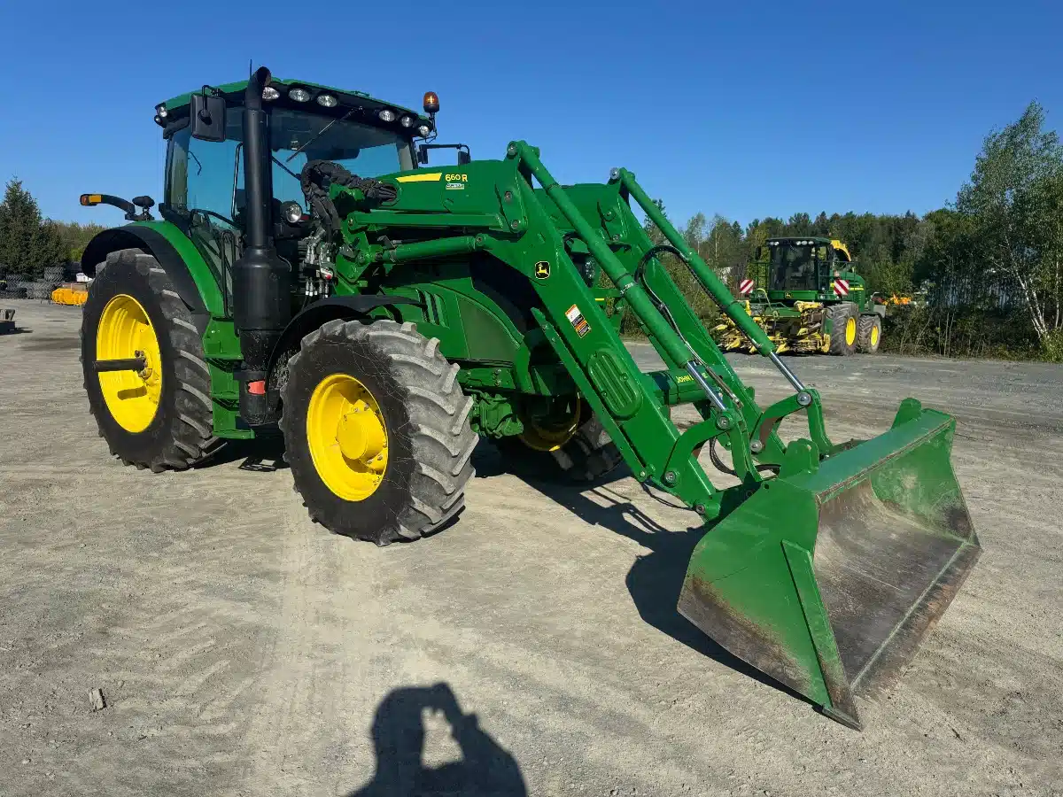 Gallery image 1 for Used 2020 John Deere 6145R Tractor