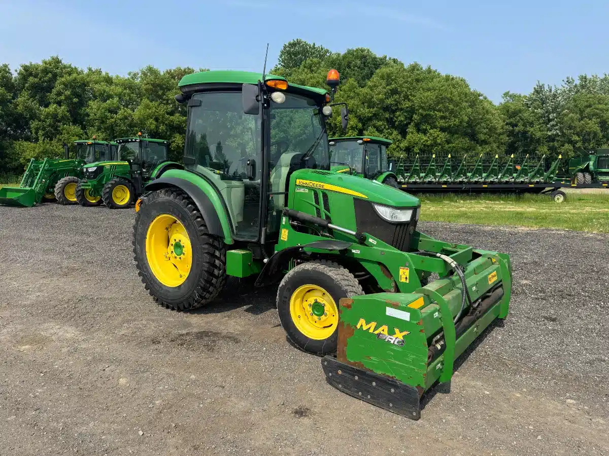 Gallery image 1 for Used 2016 John Deere 4066R Tractor