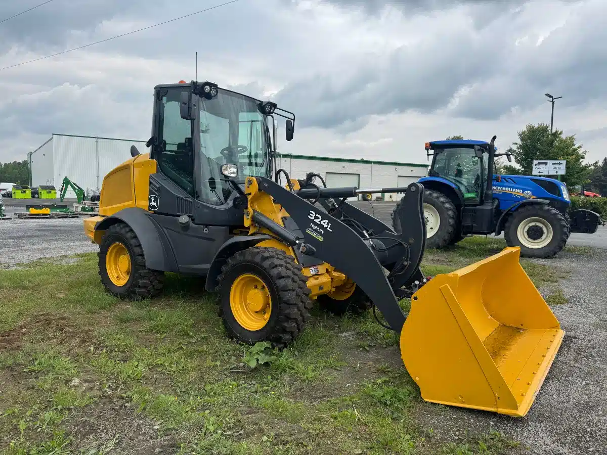 Gallery image 1 for Used 2019 John Deere 324L Wheel Loader