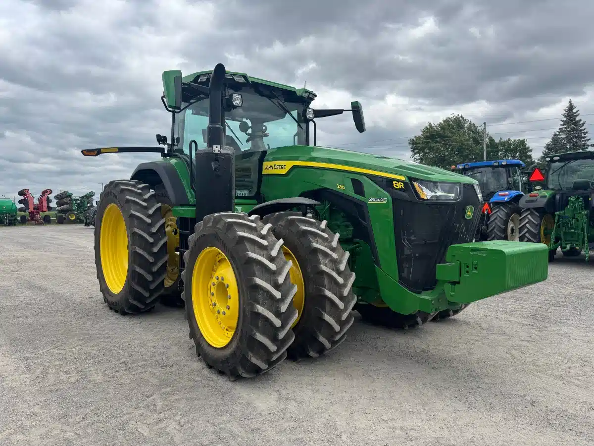 Gallery image 1 for Used 2024 John Deere 8R 230 Tractor