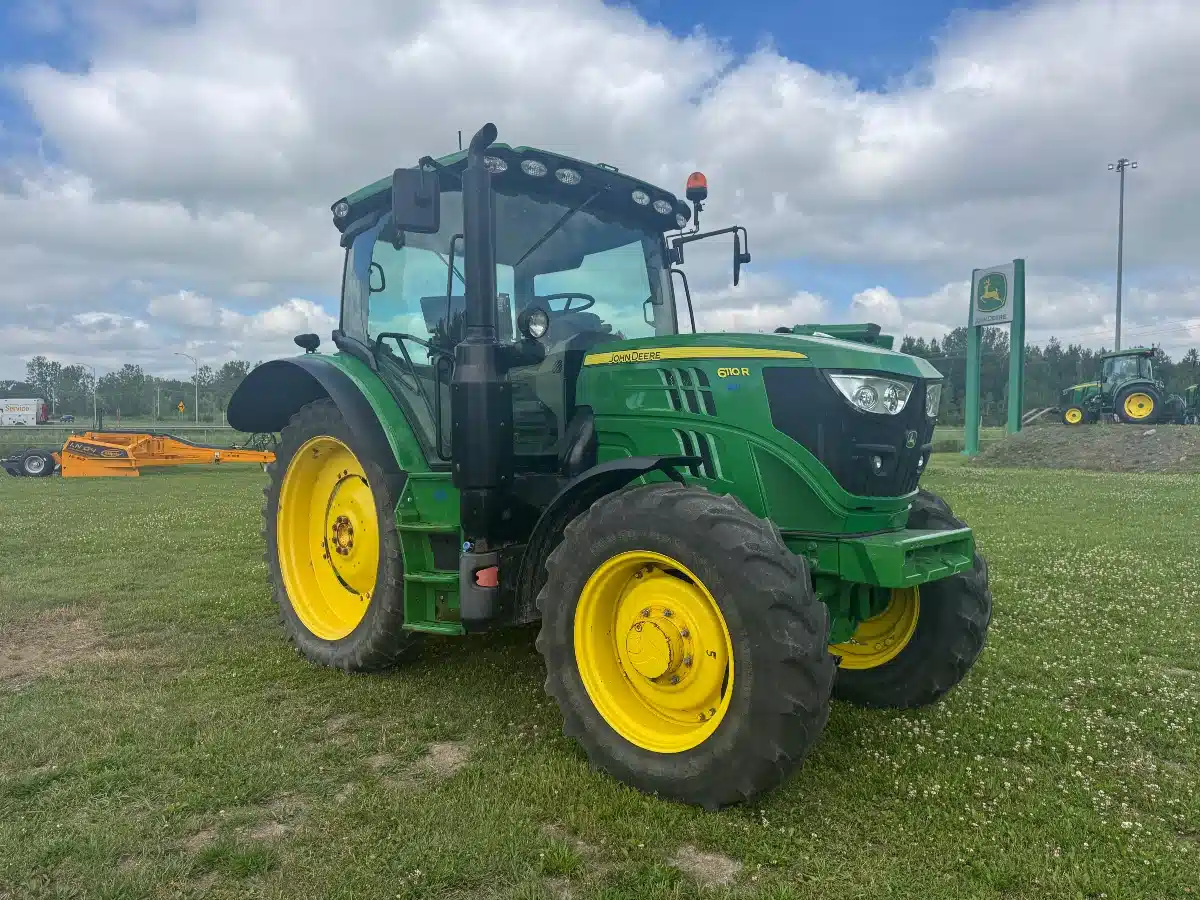 Gallery image 1 for Used 2021 John Deere 6110R Tractor