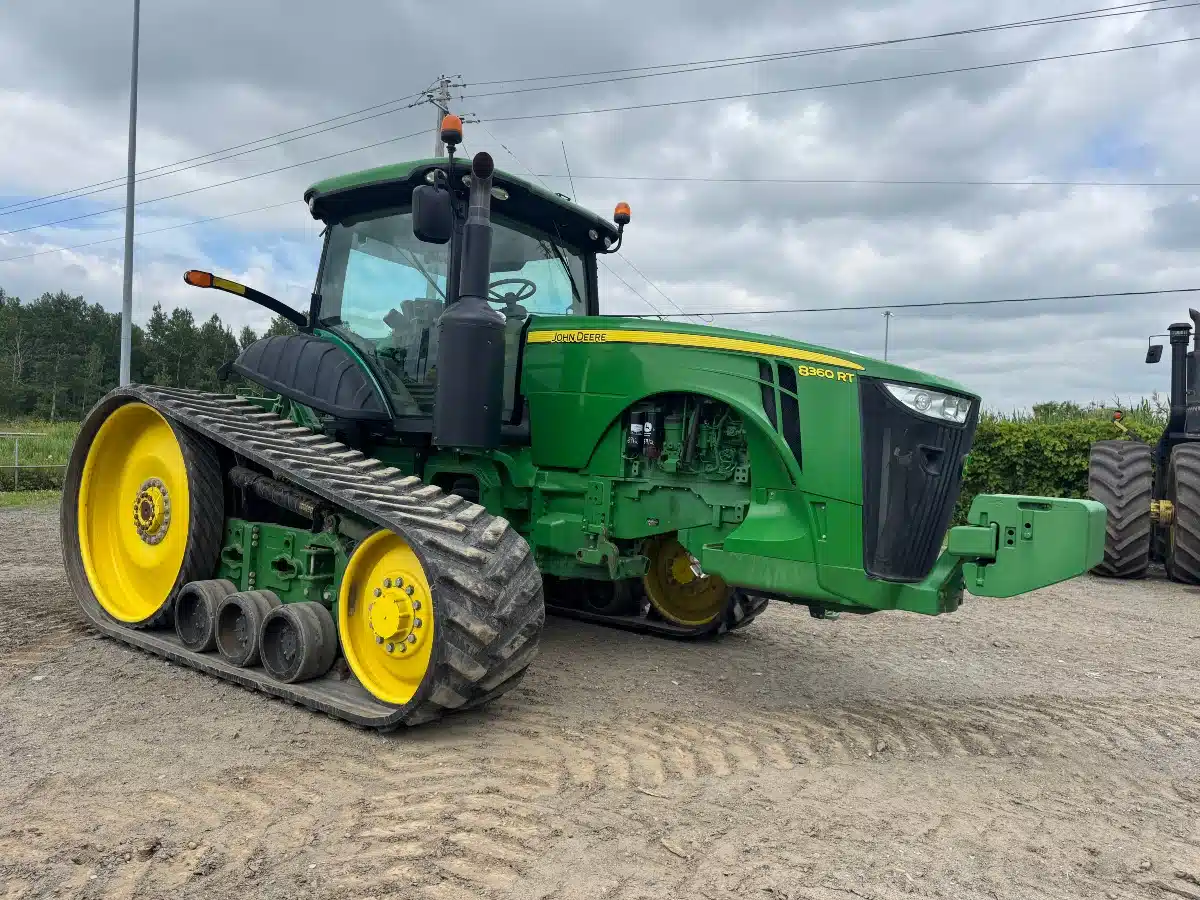 Gallery image 1 for Used 2011 John Deere 8360RT Tractor