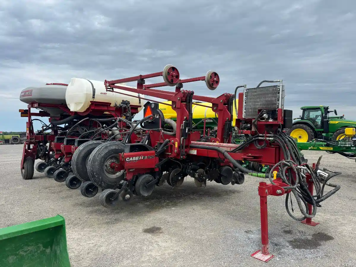 Gallery image 1 for Used 2010 Case IH 1250 Planter