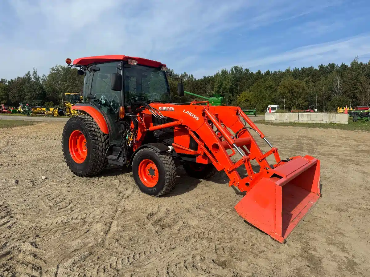 Gallery image 1 for Used 2018 Kubota L6060 Tractor