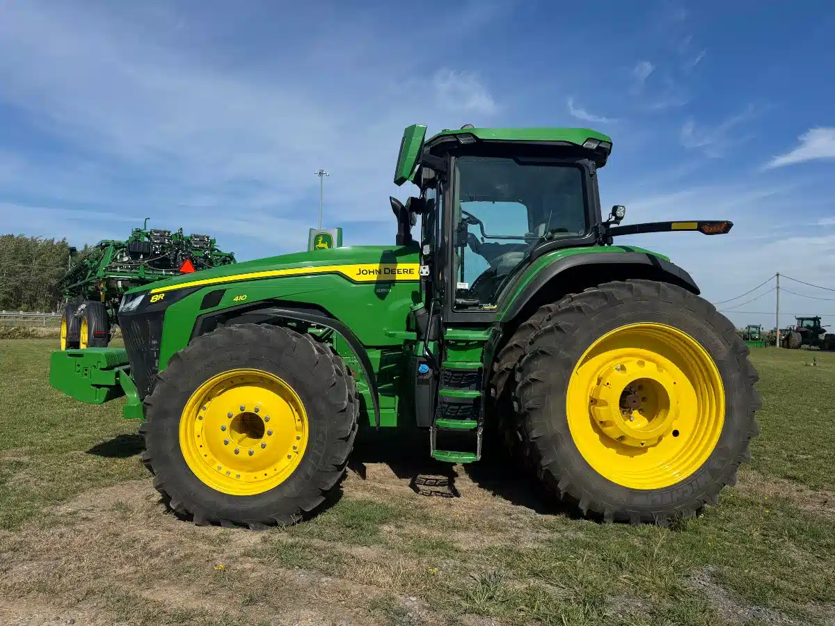 Gallery image 2 for Used 2024 John Deere 8R 410 Tractor