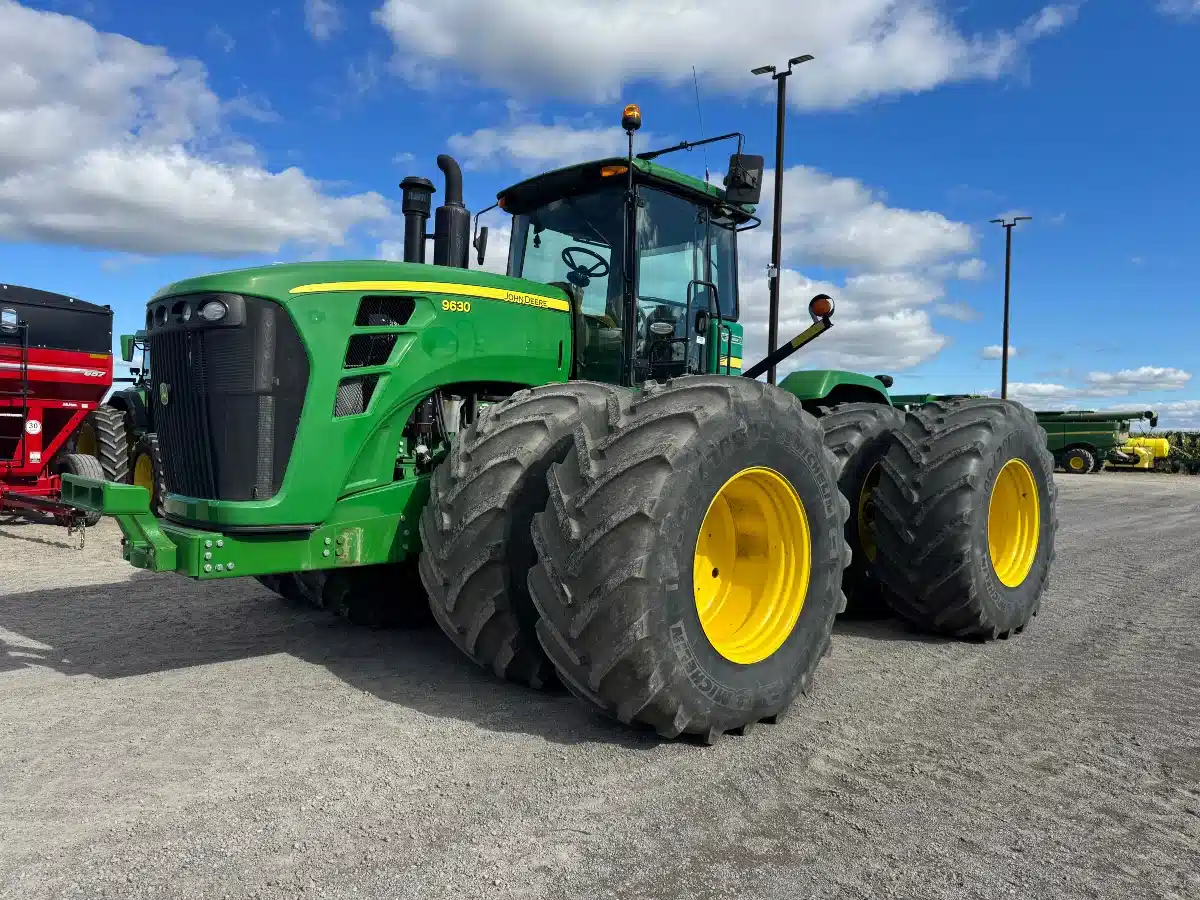 Gallery image 2 for Used 2011 John Deere 9630 Tractor