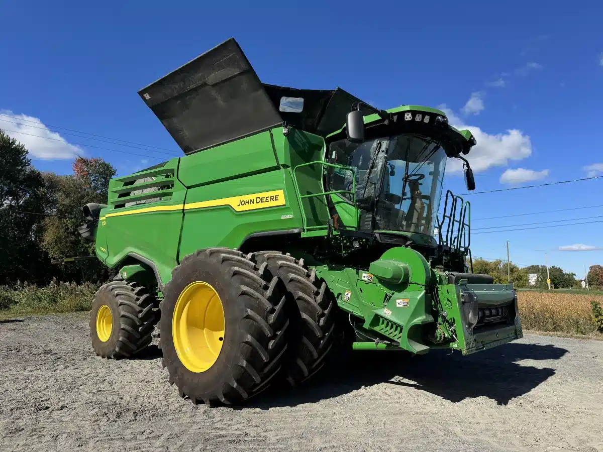 Used 2023 John Deere X9 1000 Combine