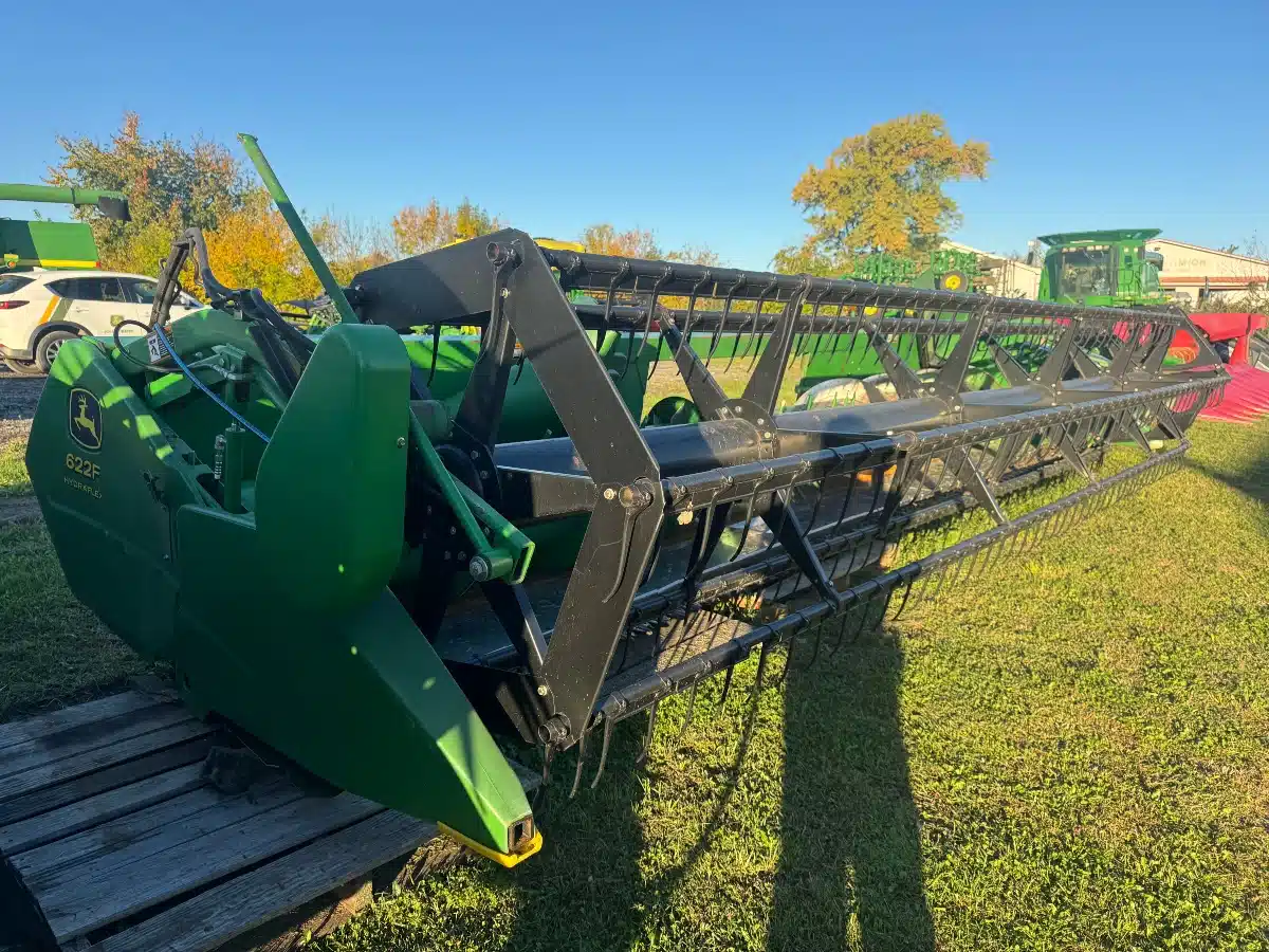 Used 2005 John Deere 622F Header - Flex