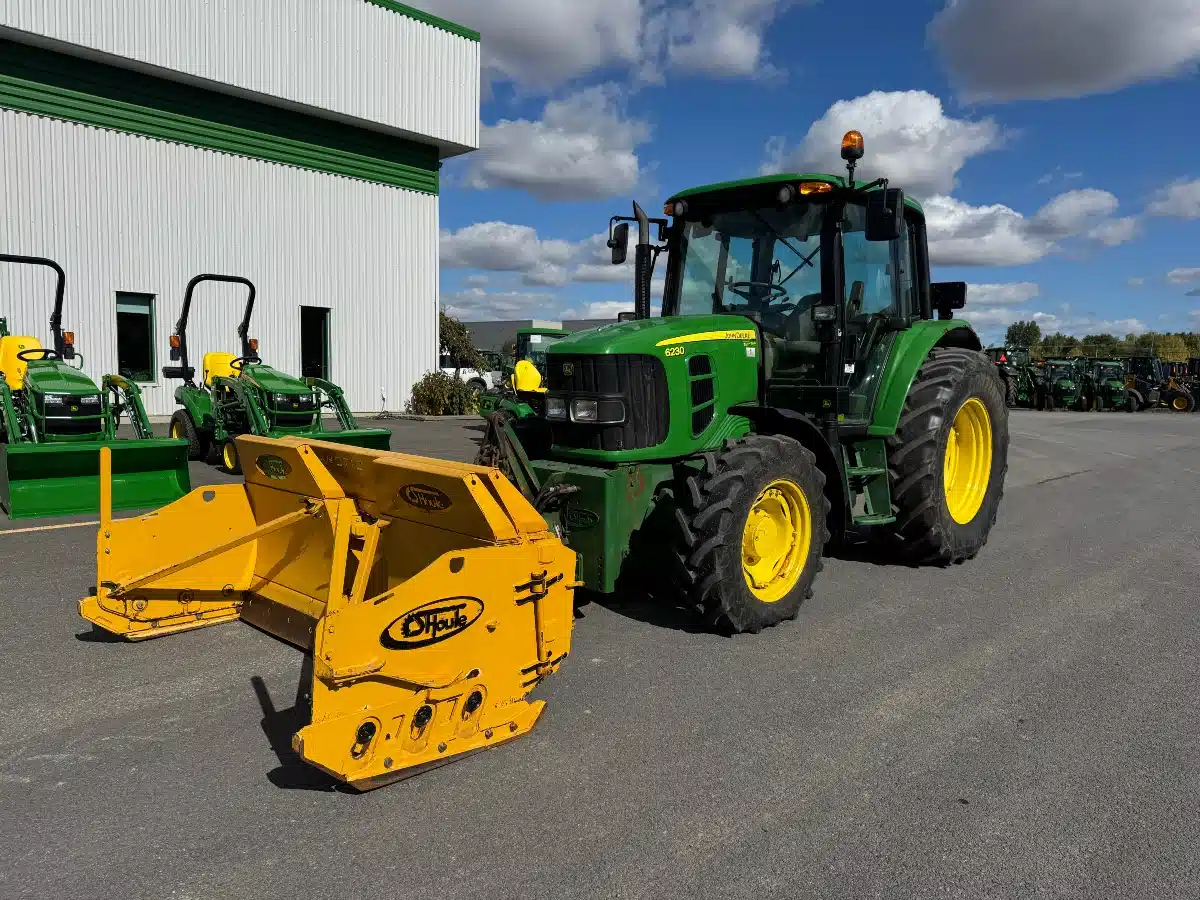 Gallery image 2 for Used 2008 John Deere 6230 Tractor