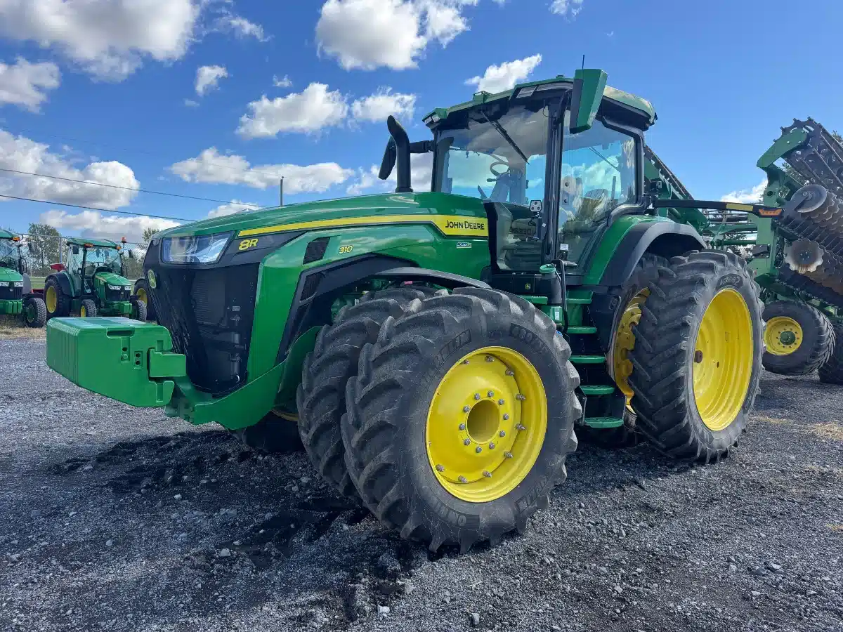 Gallery image 2 for 2024 John Deere 8R 310 Tractor