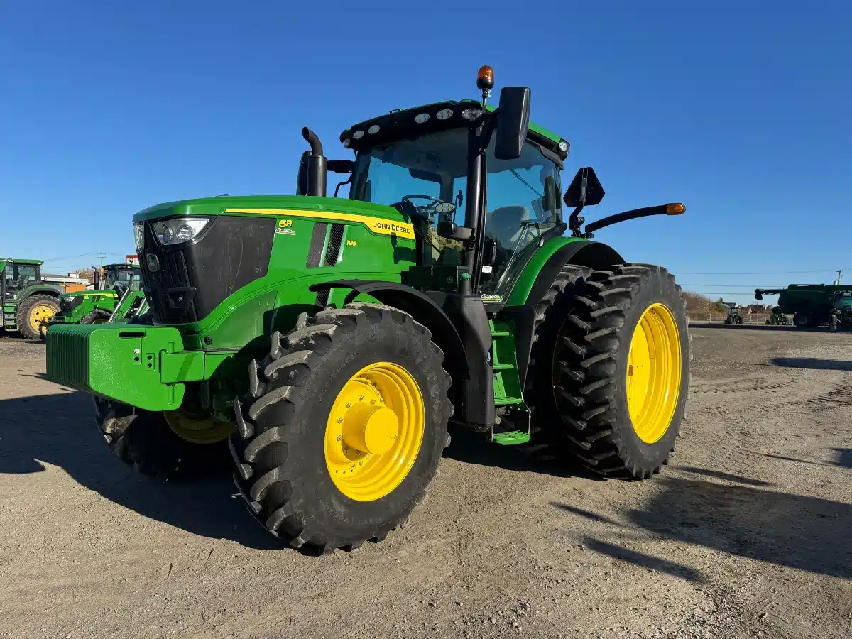 Gallery image 2 for Used 2023 John Deere 6R 195 Tractor